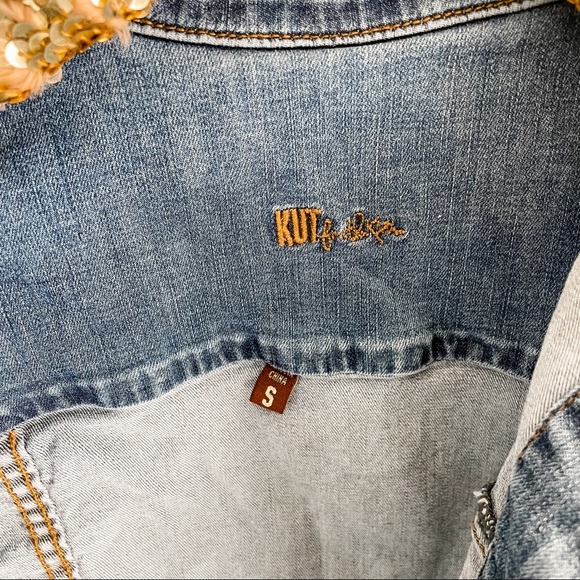 *CLEARANCE* Kut from the Cloth SM Button-up Jean Jacket - Picture 4 of 5